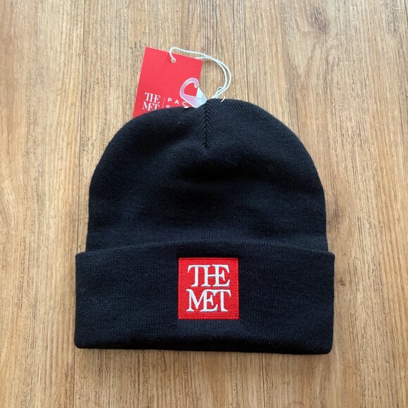 PACSUN x THE MET Cable Knit Beanie Hat Black Unisex NWT One Size - Picture 2 of 6